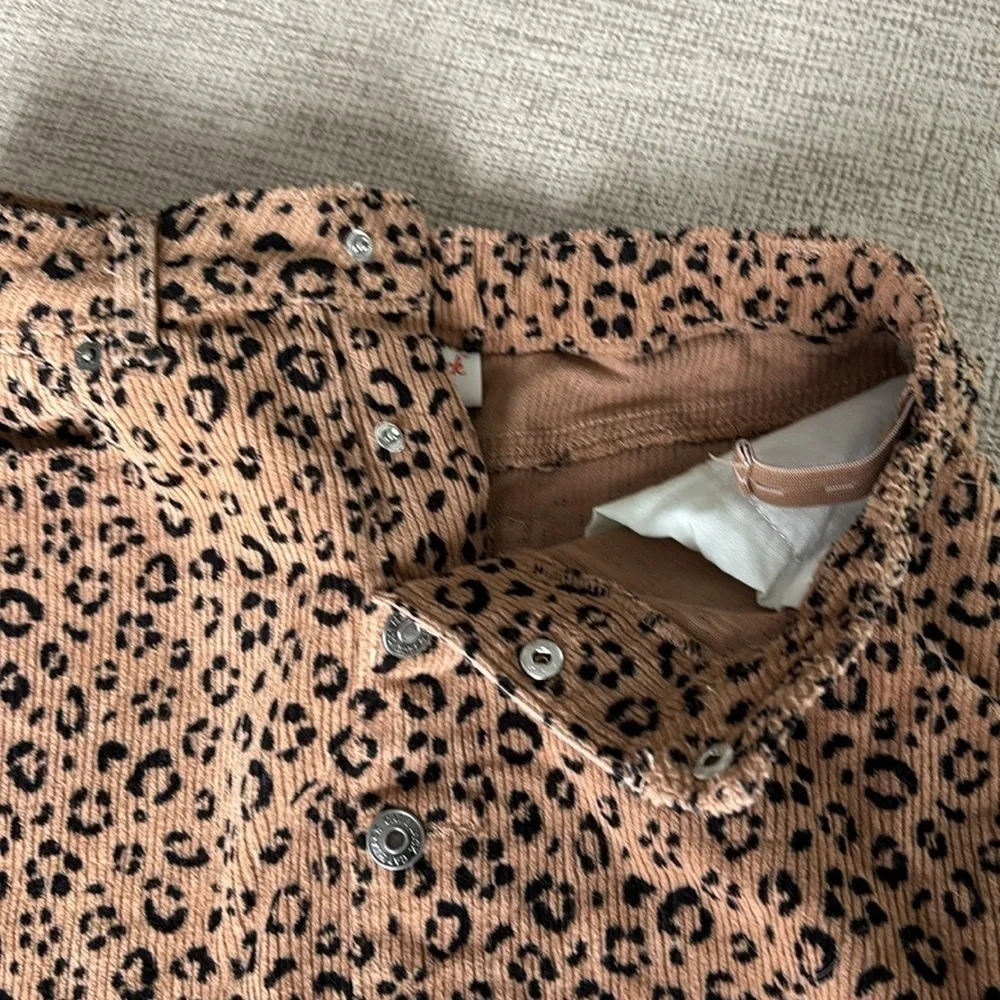 Cat & Jack cheetah print skirt